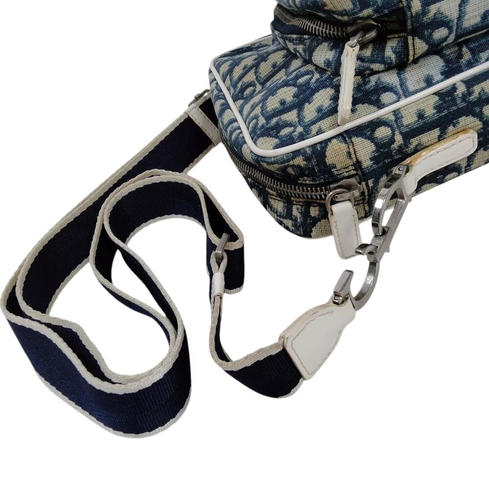 508353BA (X5) Christian Dior Crossbody Bag Navy Blue PVC - Picture 3 of 8